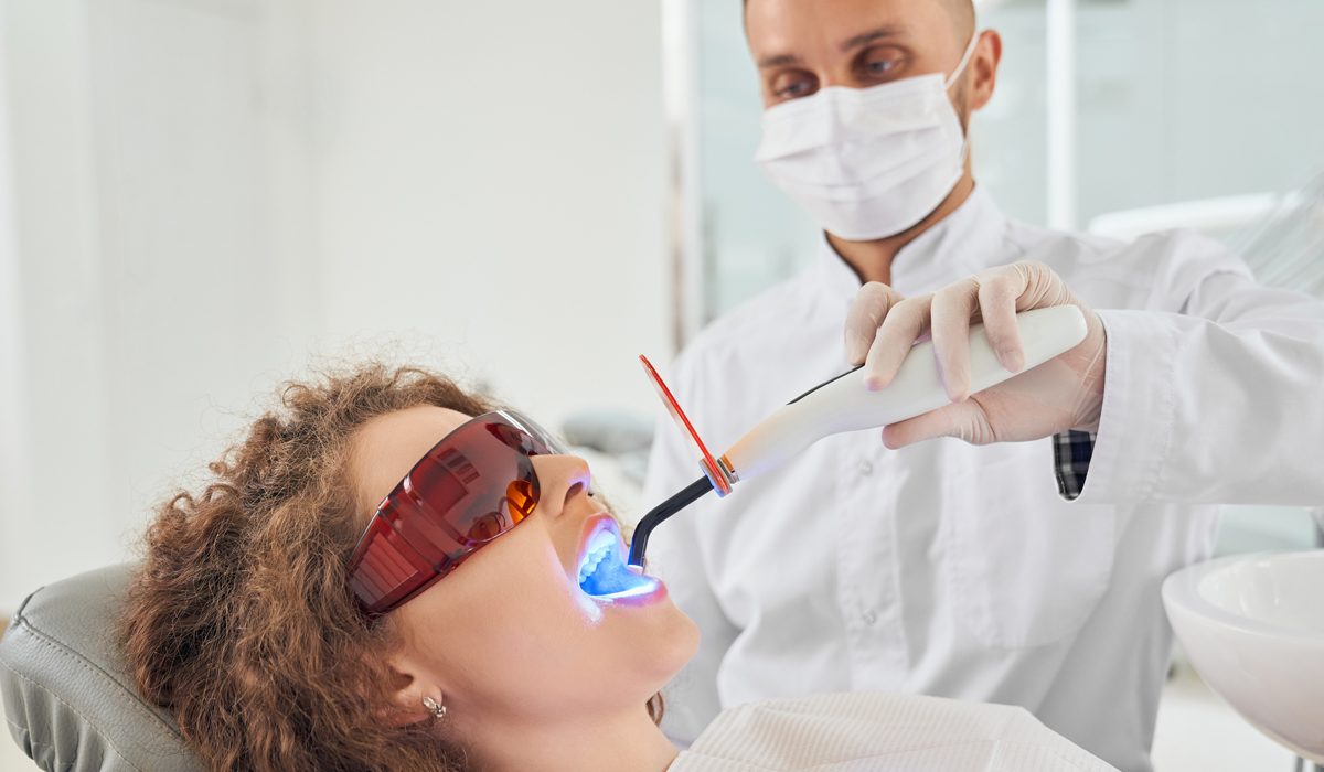 بلیچینگ یا جرم گیری دندان-مرکز دندانپزشکی آرام